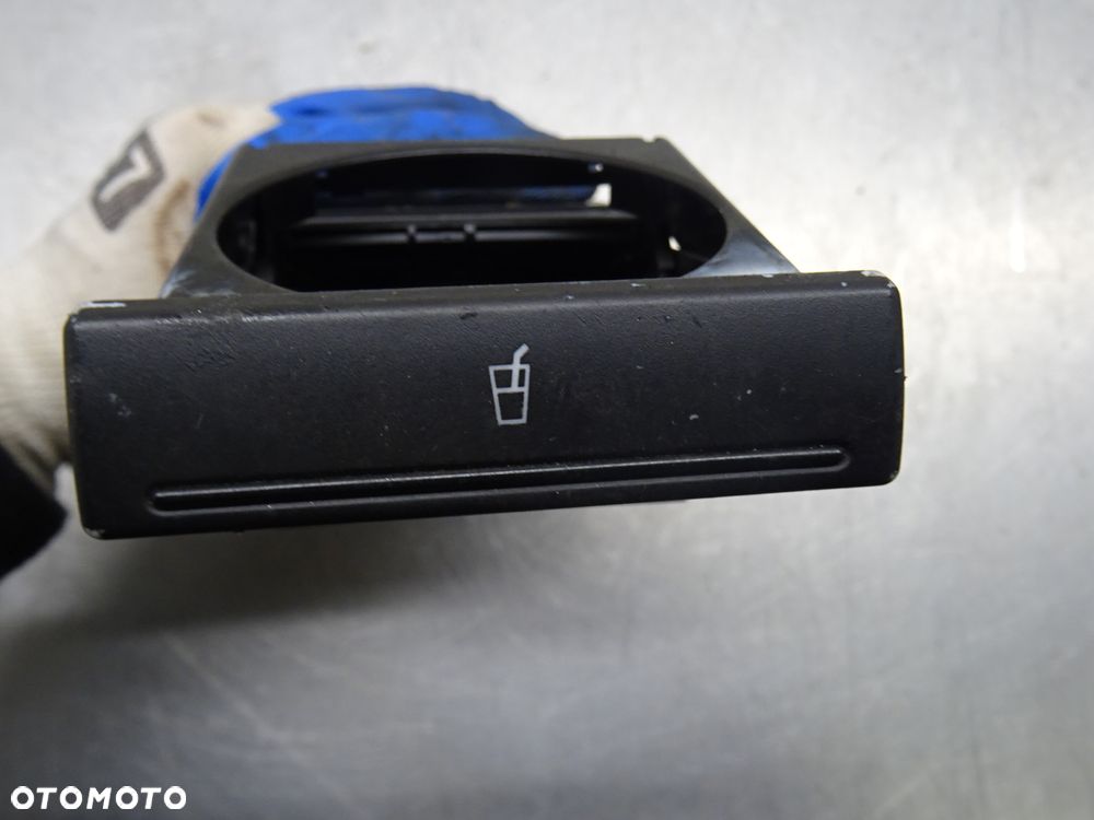 AUDI A6 C5 LIFT 01-04 3.0B UCHWYT NA KUBEK 4B0862534D - 6