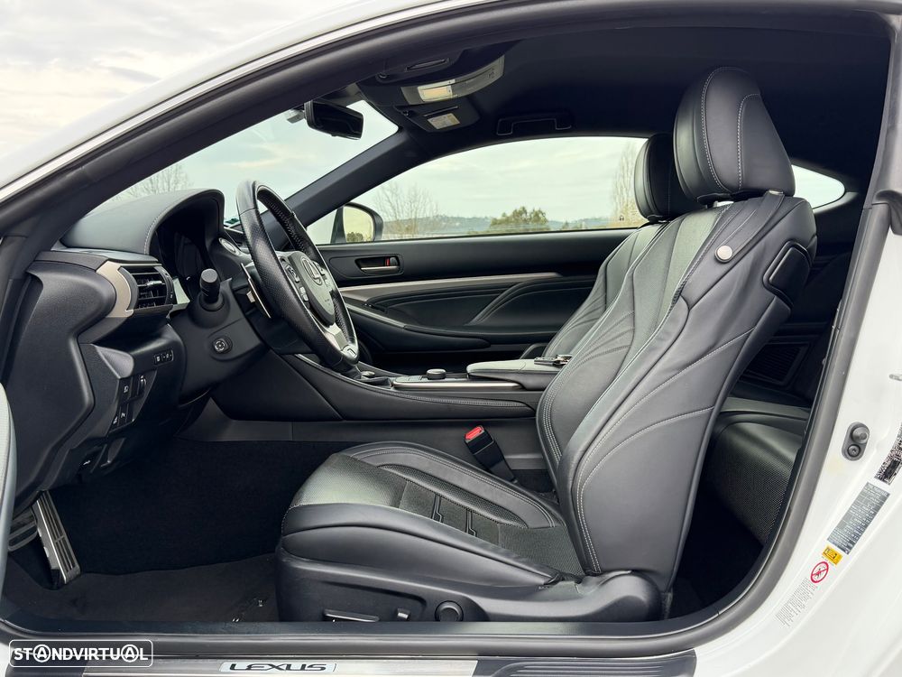 Lexus RC 300h F Sport - 6