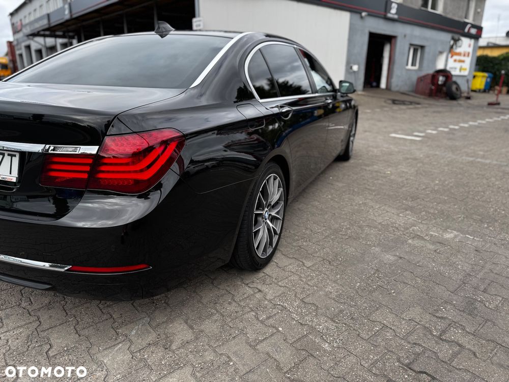 BMW Seria 7 730Ld - 10