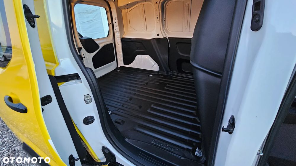 Peugeot Partner - 23