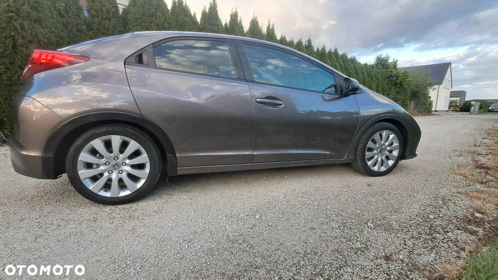 Honda Civic 1.8 Sport - 10