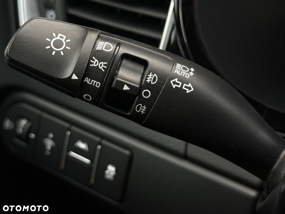 Kia XCeed - 37