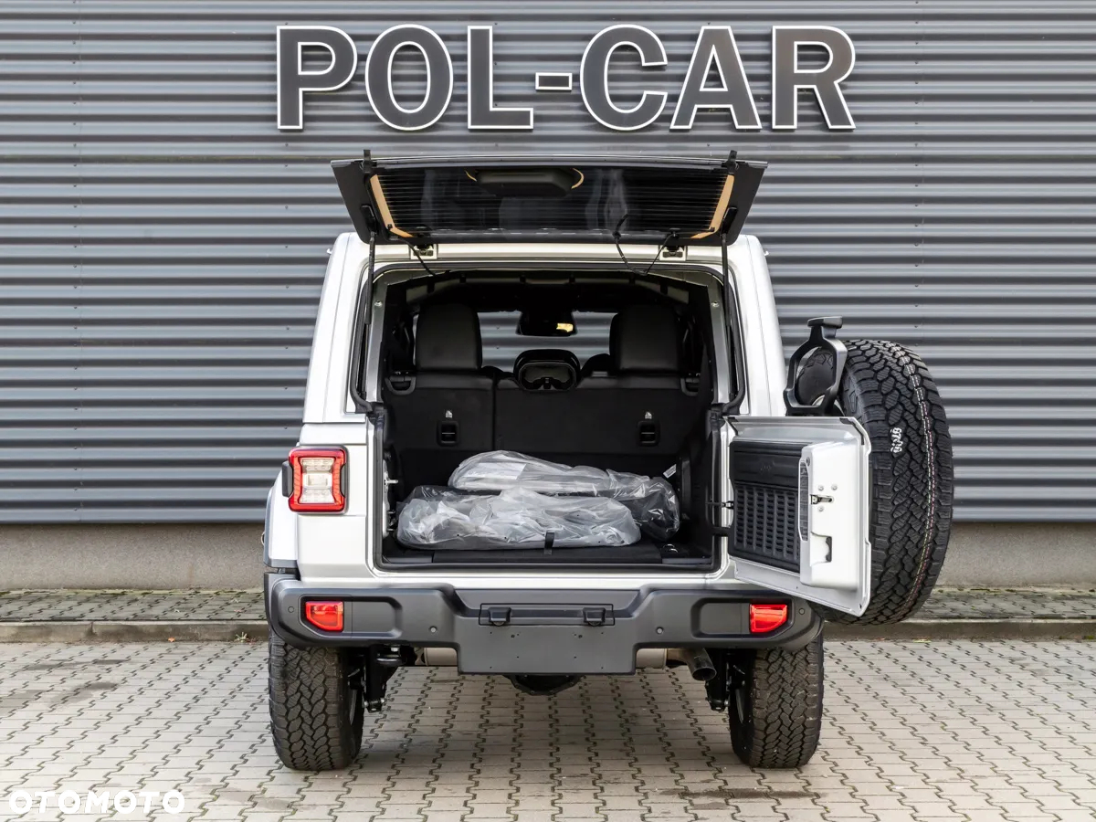 Jeep Wrangler Unlimited GME 2.0 Turbo Sahara - 15