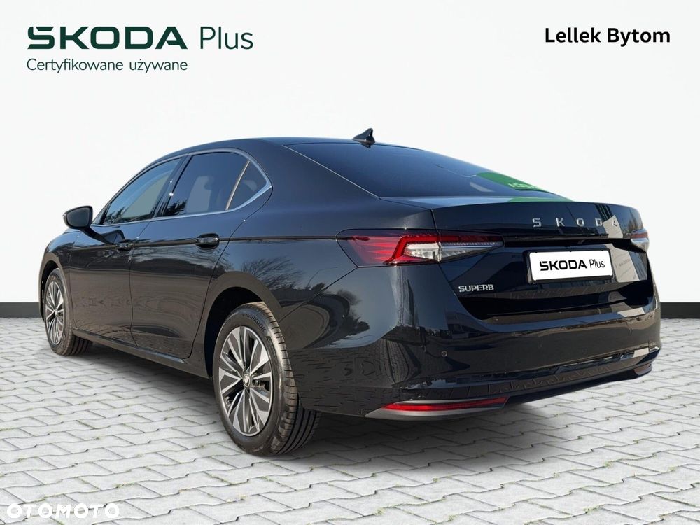 Skoda Superb 2.0 TDI SCR Selection DSG - 8