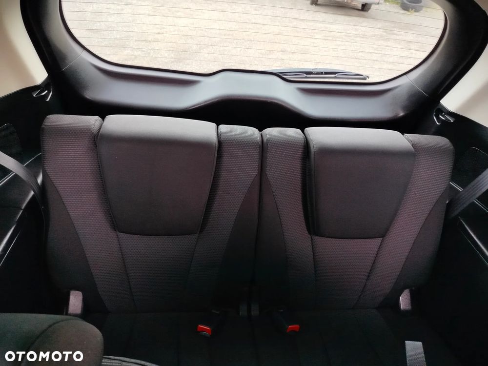 Mazda 5 2.0 MZR-DISI i-stop Sports-Line - 27