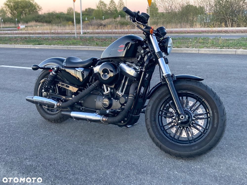 Harley-Davidson Sportster Iron 1200 - 1