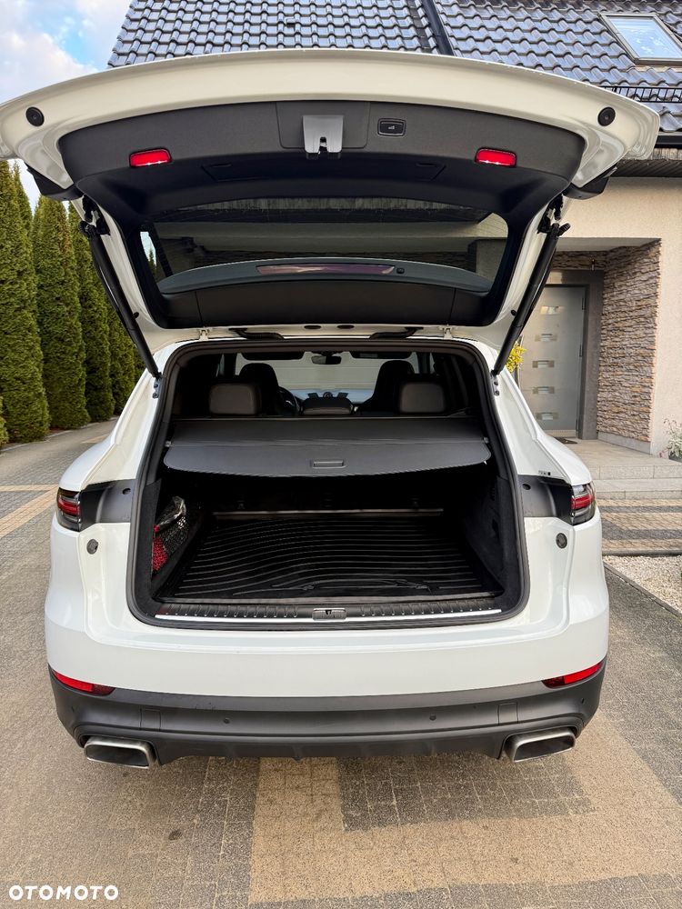 Porsche Cayenne Platinum Edition - 31