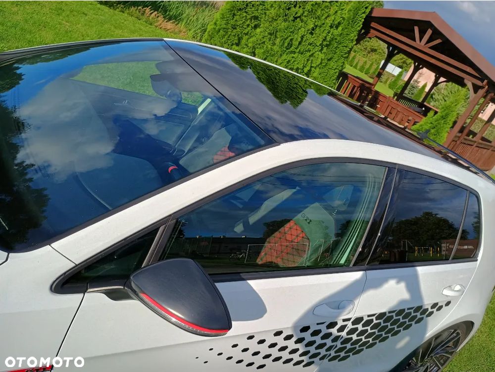 Volkswagen Golf 2.0 TSI GTI TCR DSG - 9