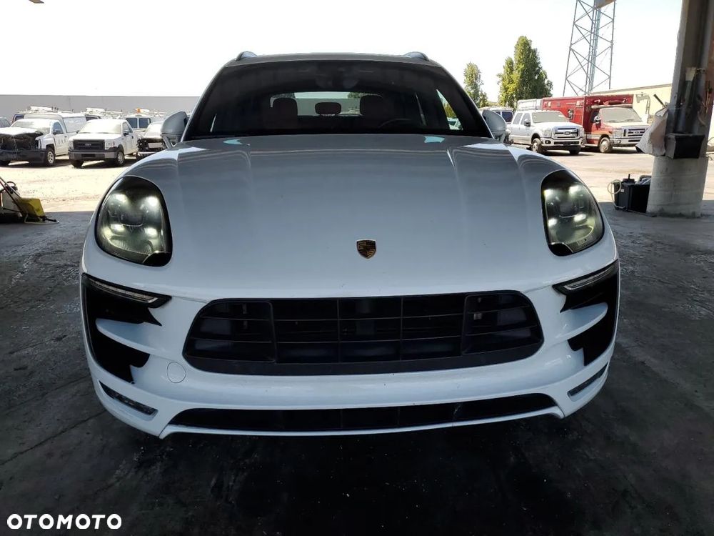 Porsche Macan GTS - 5