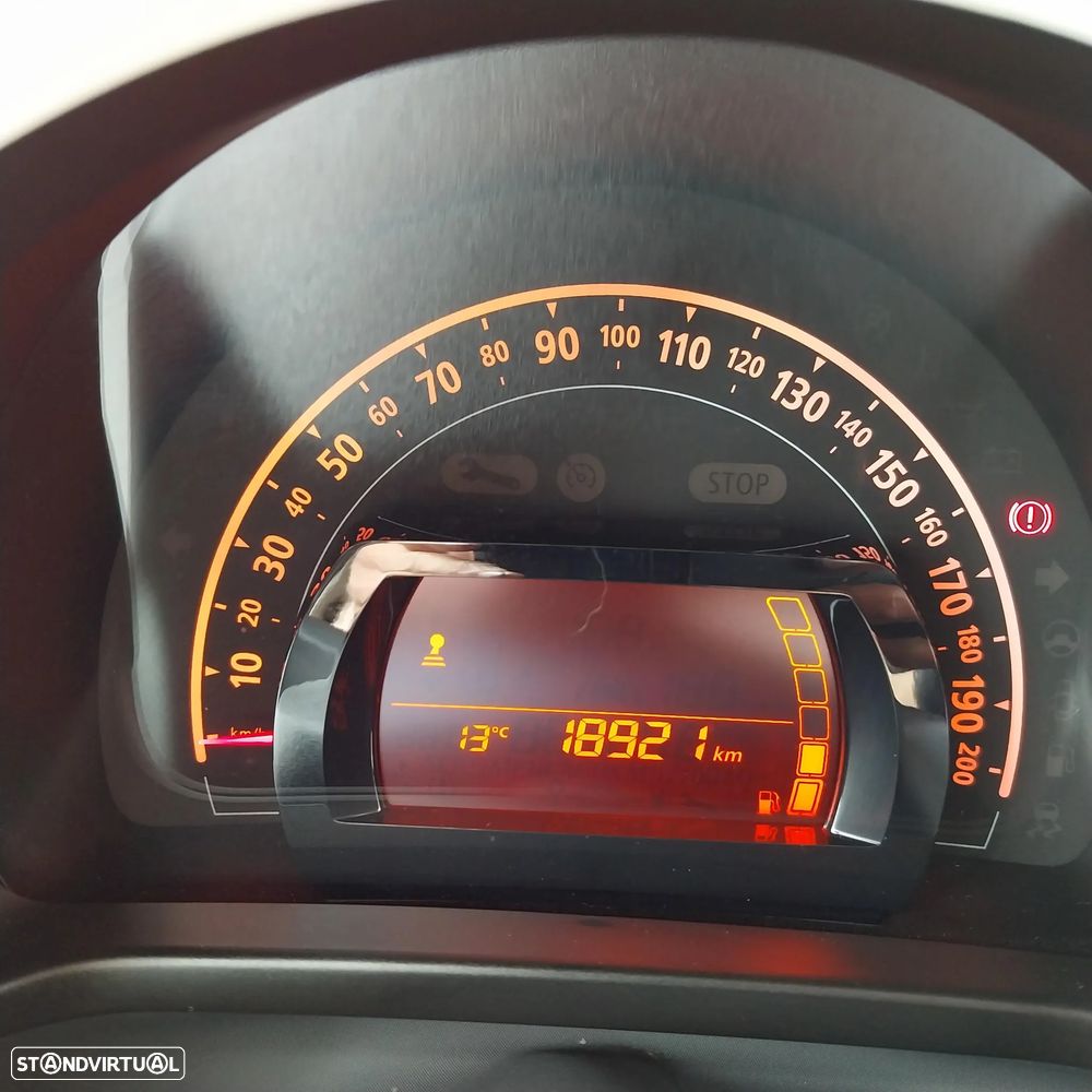 Renault Twingo SCe 70 S&S LIMITED - 11