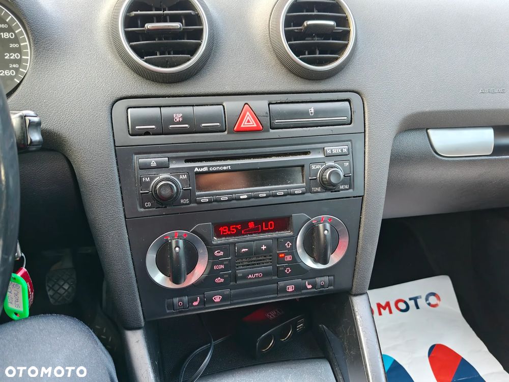 Audi A3 3-drzwiowe 1.9 TDI Ambiente - 24