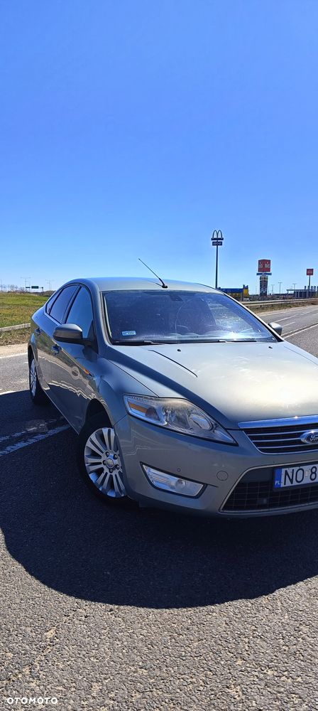 Ford Mondeo 1.8 TDCi Ghia - 11
