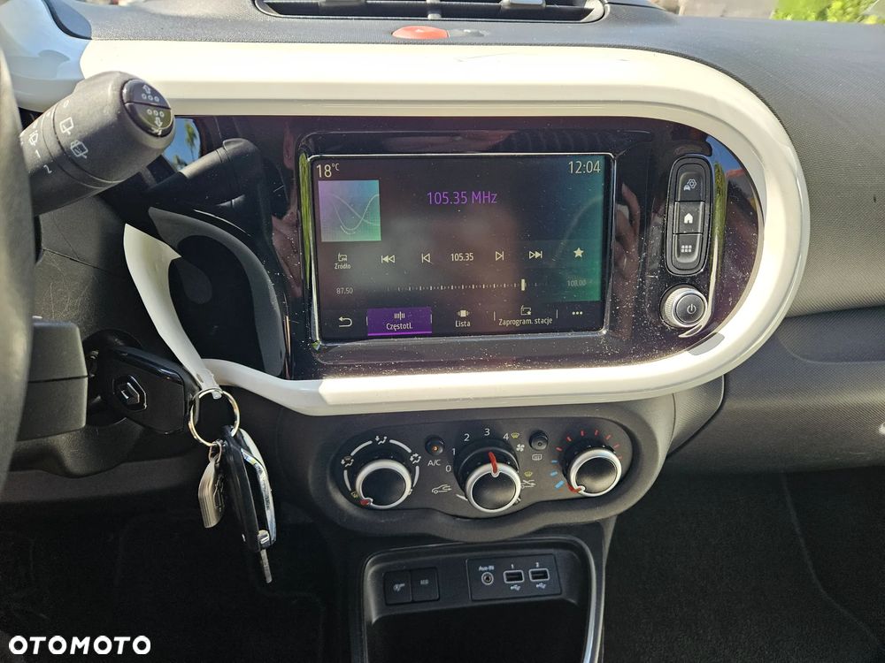 Renault Twingo TCe 90 EDC INTENS - 12