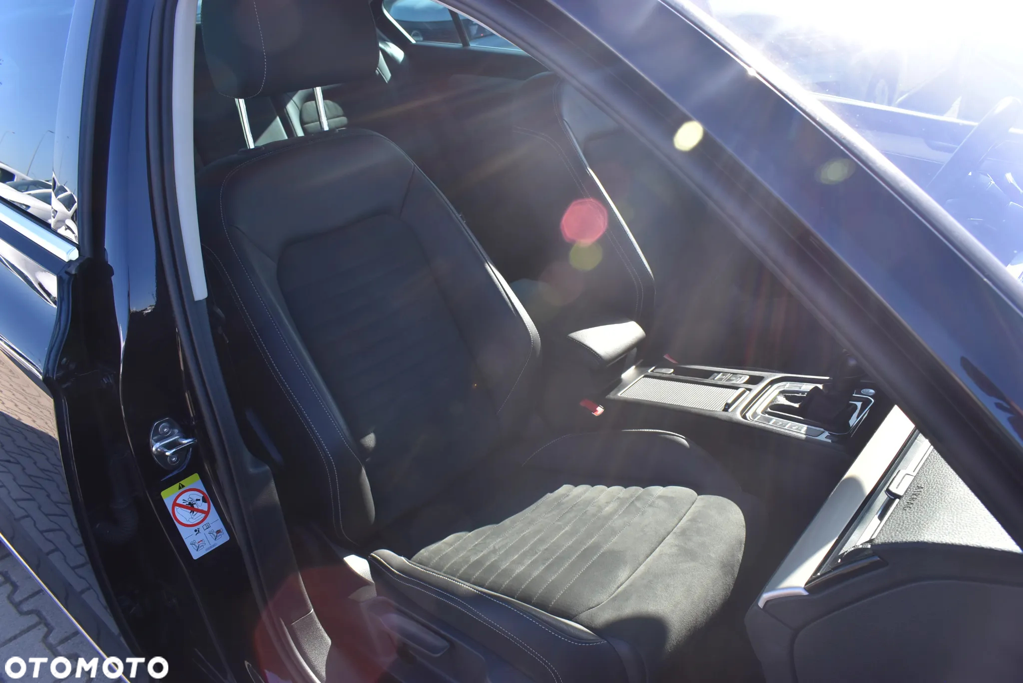 Volkswagen Passat 2.0 TSI Elegance DSG - 19