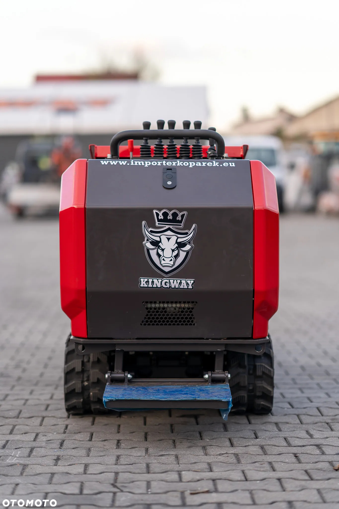 Kingway Gąsienicowa Taczka spalinowa silnik KUBOTA 850 kg - 9