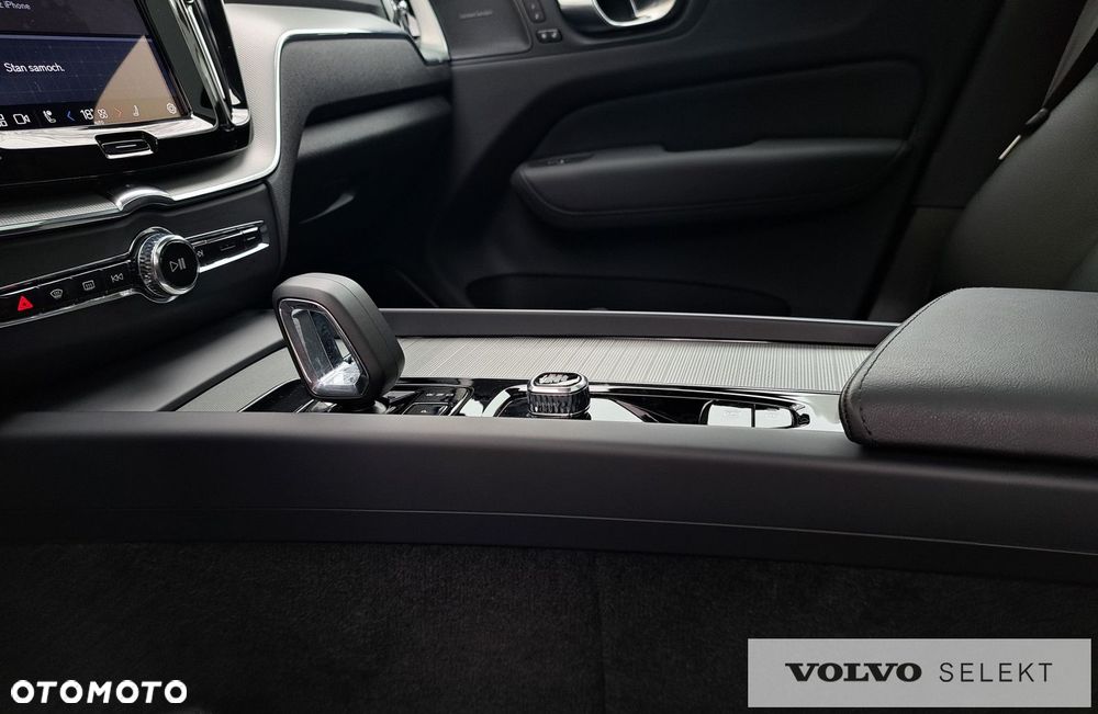Volvo XC 60 - 25