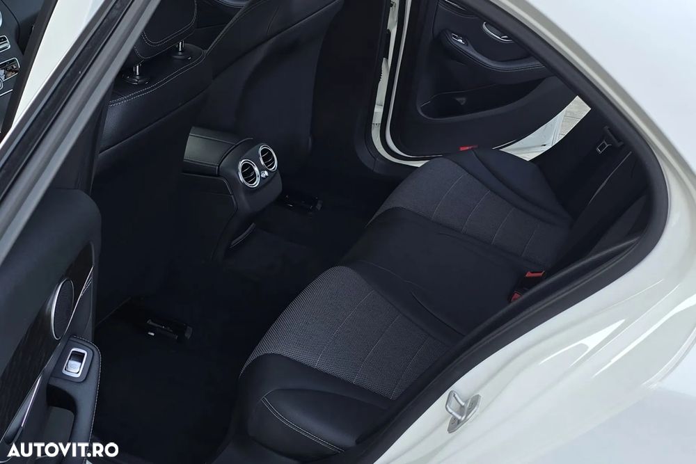 Mercedes-Benz C - 36