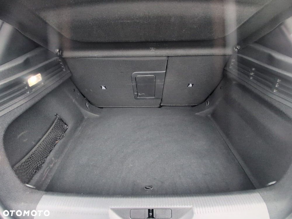 Peugeot 308 - 6