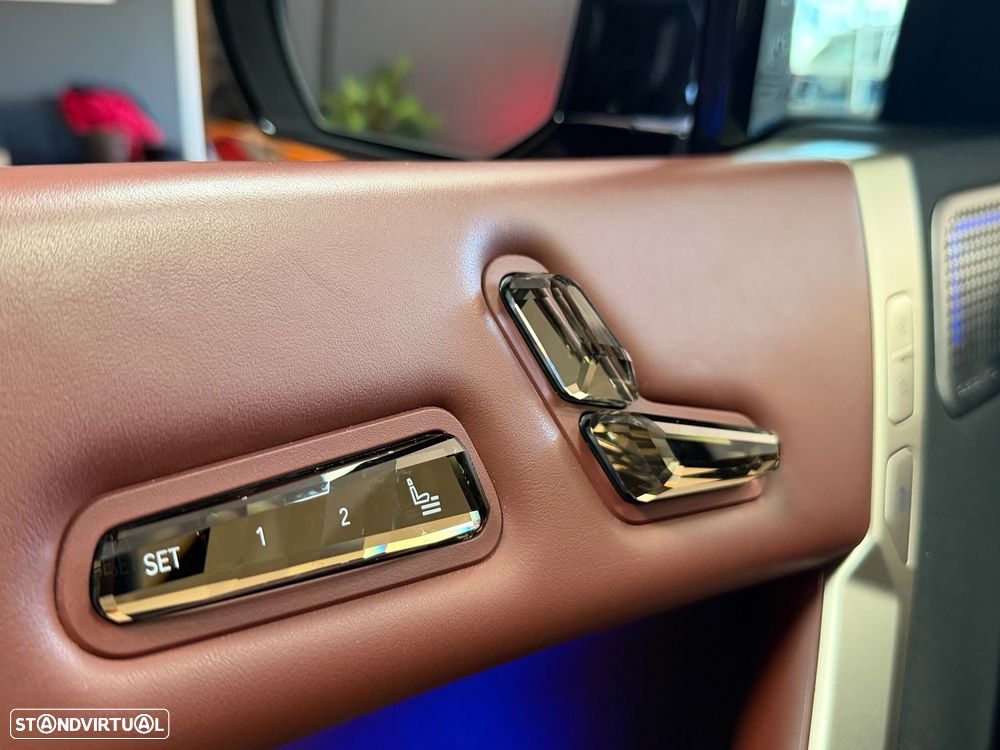 BMW iX M60 - 12