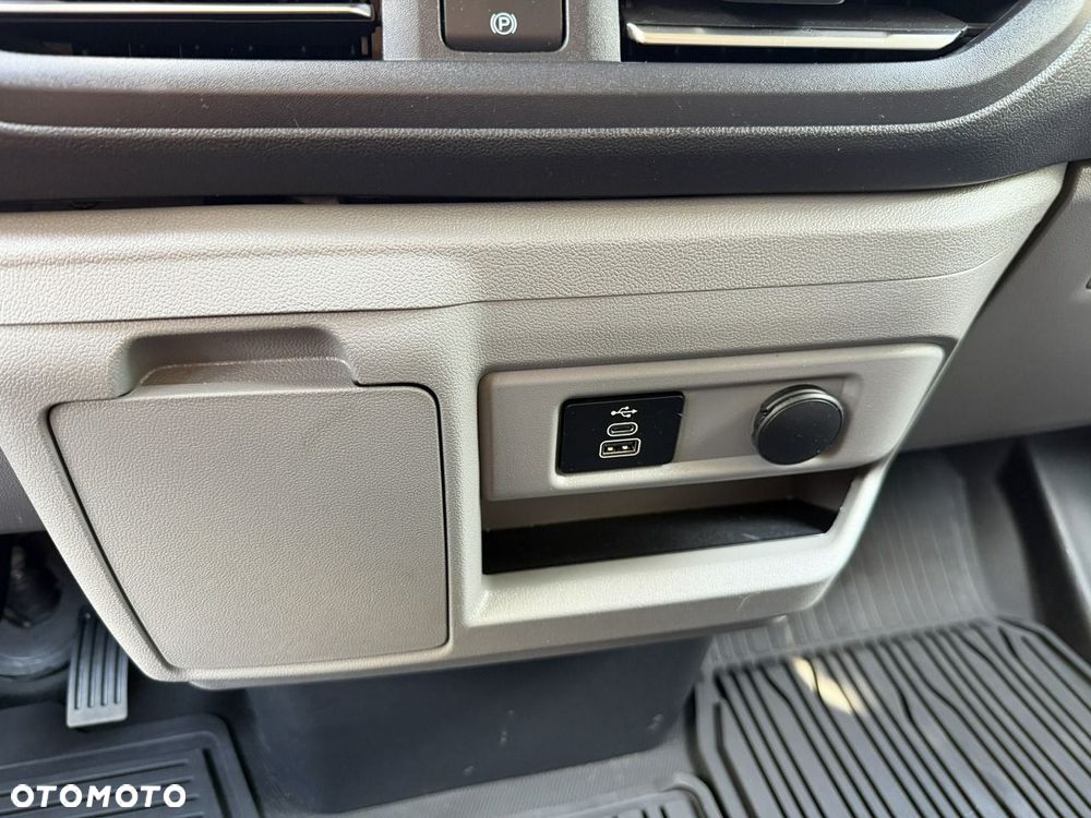 Ford Transit - 27