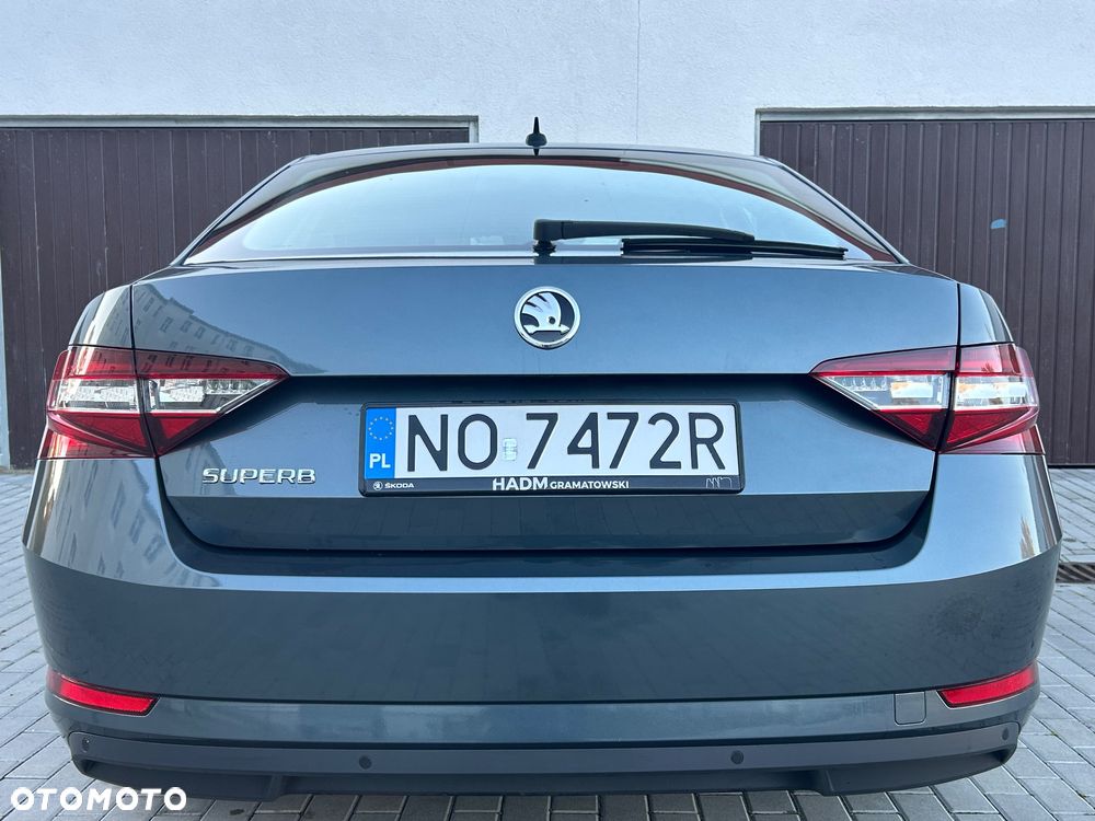 Skoda Superb 1.8 TSI Ambition DSG - 16