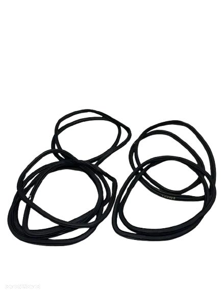 RANGE ROVER EVOQUE L551 KOMPLET USZCZELEK DRZWI + BAGAŻNIK - 1