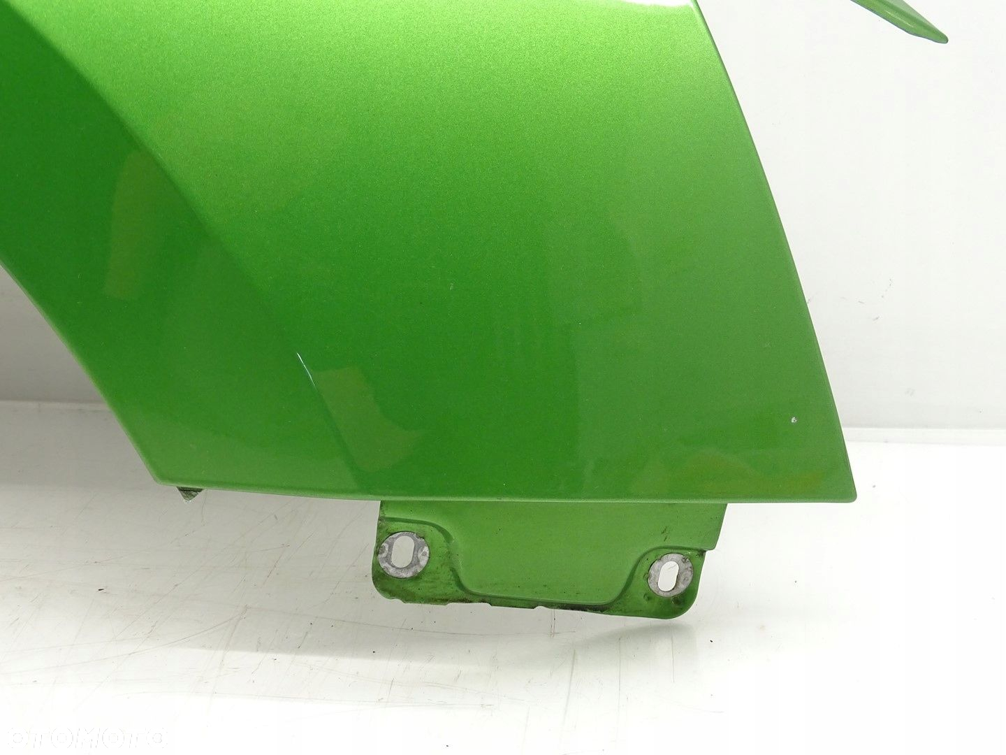 BŁOTNIK PRAWY PRZÓD PRZEDNI SKODA FABIA III 6V ZIELONY LF6Z - 6