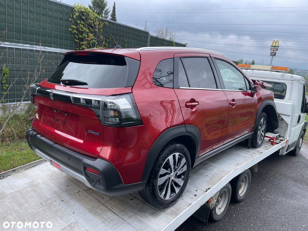 Suzuki S-Cross - 4
