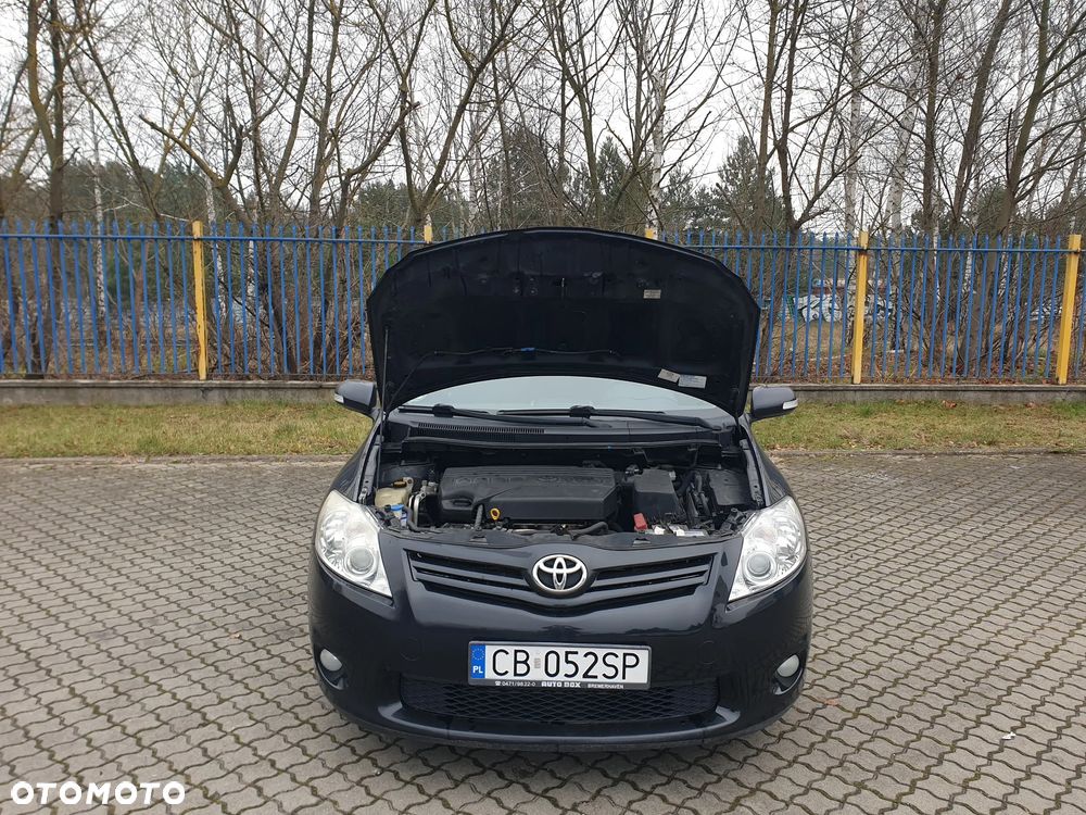 Toyota Auris - 9