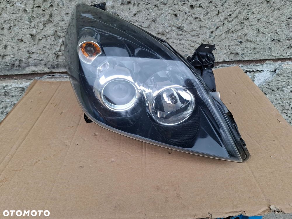LAMPA PRZEDNIA PRAWA OPEL VECTRA C LIFT 05/08r - 4