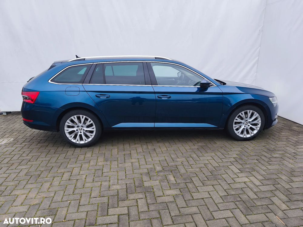 Skoda Superb 2.0 TDI DSG Style - 10