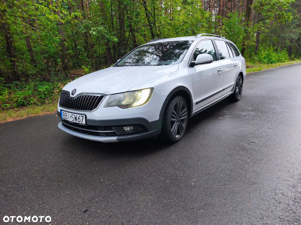 Skoda Superb 2.0 TDI Platinum Outdoor DSG - 3