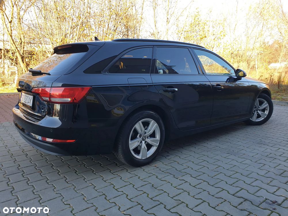 Audi A4 Avant 2.0 TDI ultra design - 15