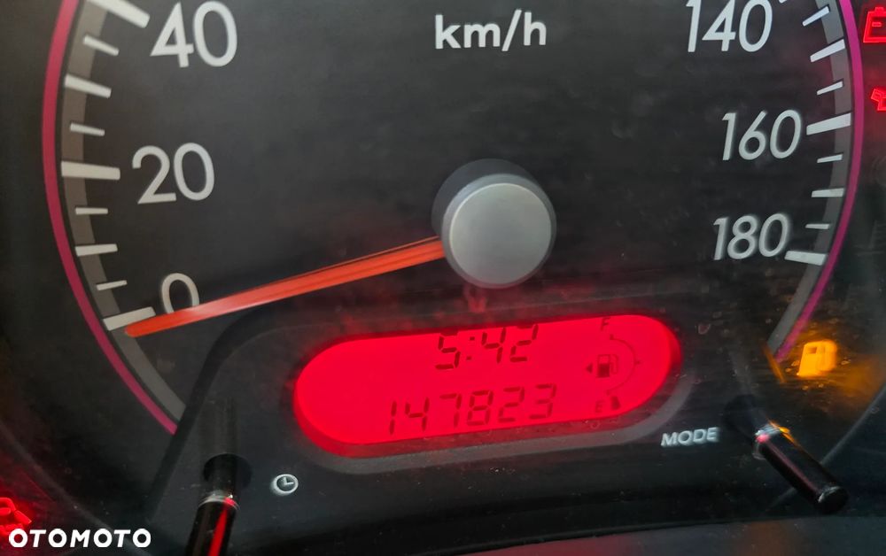 Nissan Pixo 1.0 acenta - 29