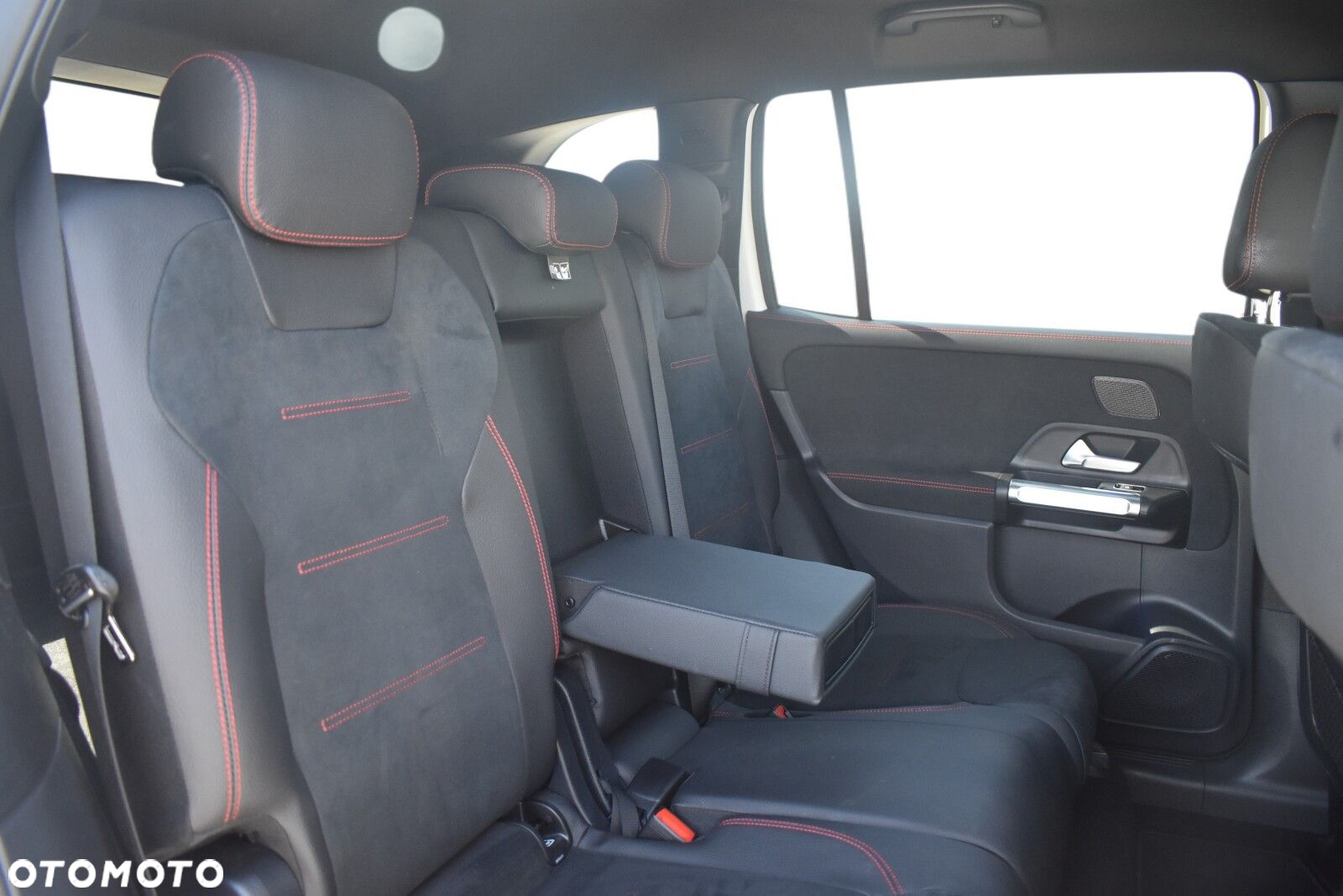 Mercedes-Benz GLB 200 AMG Line 7G-DCT - 9