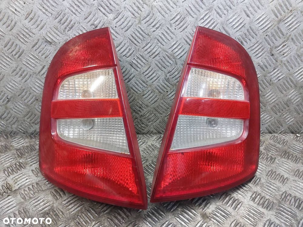 LAMPA LEWY TYŁ + PRAWY TYŁ SKODA FABIA I HB 5D 6Y6945096B 6Y6945095B - 1