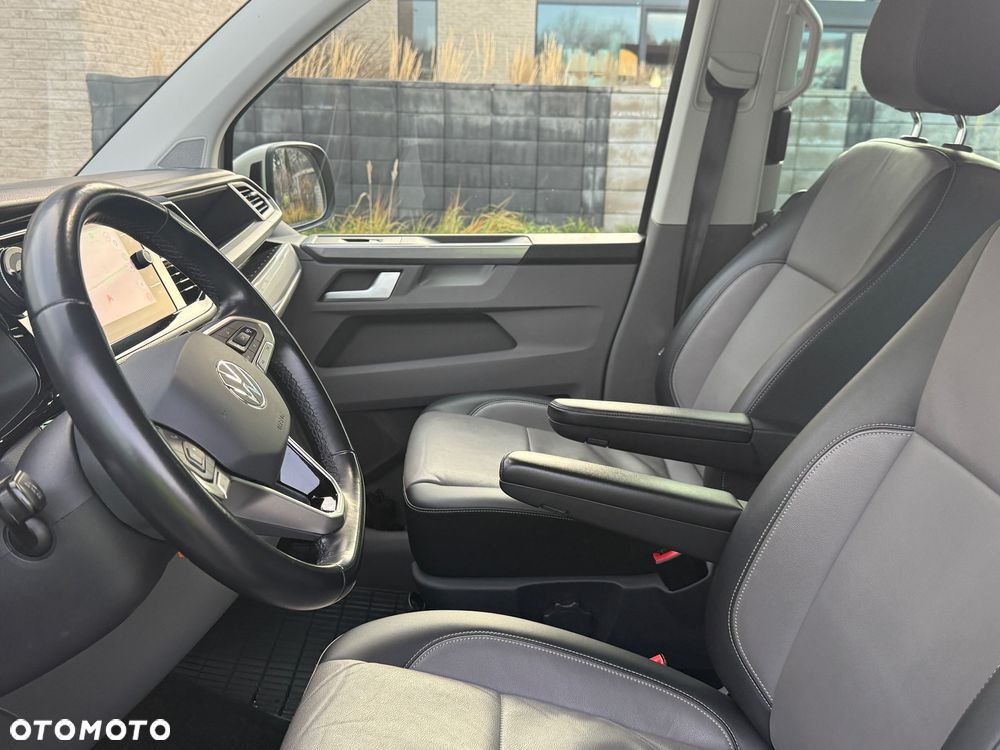 Volkswagen Caravelle 2.0 TDI L2 Highline 4Motion DSG - 12