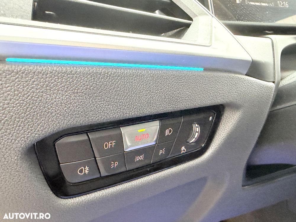 BMW Seria 3 320d xDrive AT MHEV - 29