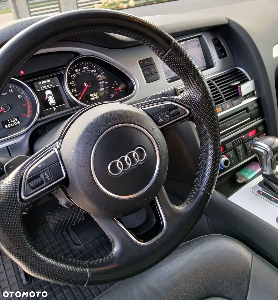 Audi Q7 - 7