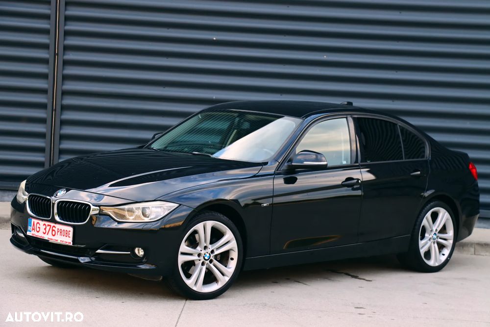 BMW Seria 3 320d Aut. Sport Line - 27