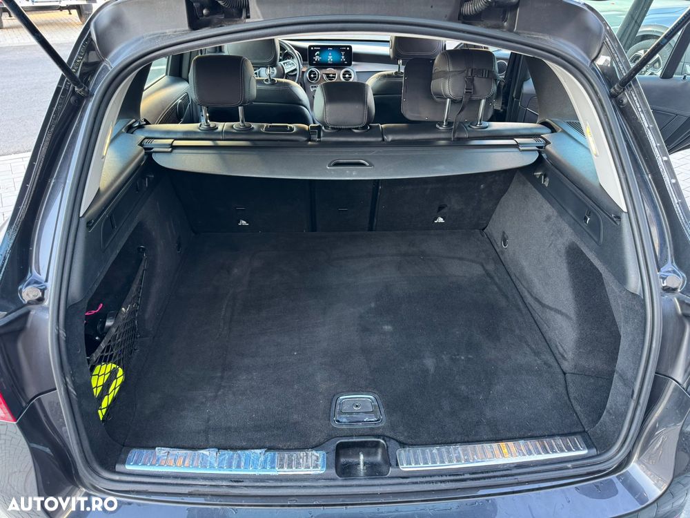 Mercedes-Benz GLC 220 d 4MATIC - 12