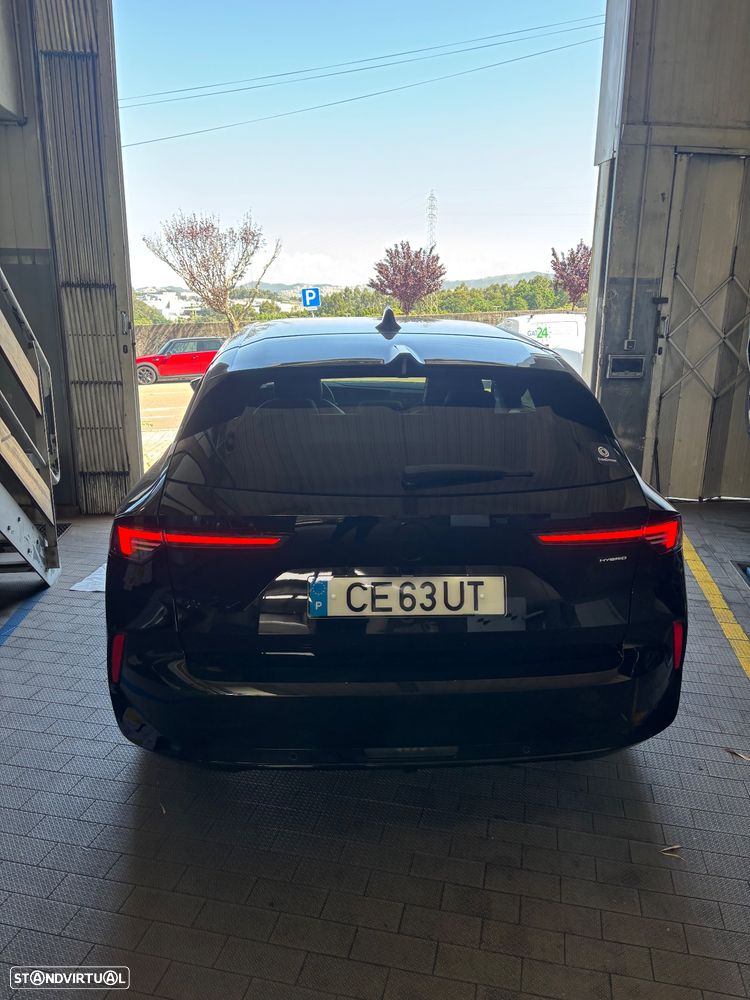 Opel Astra Sports Tourer - 11