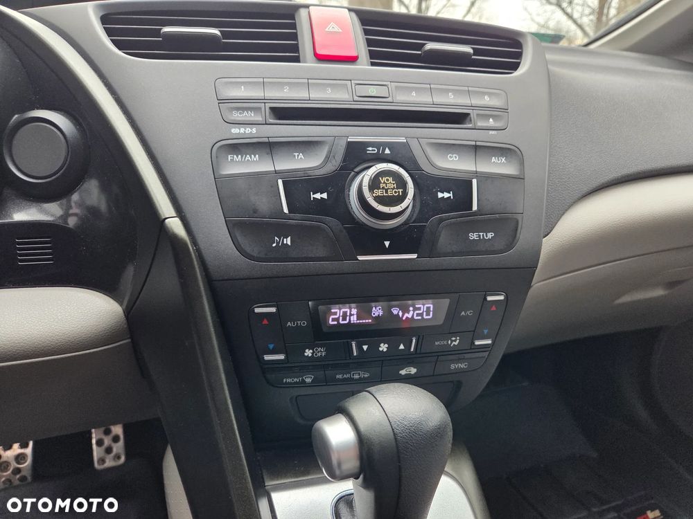 Honda Civic 1.8 Executive NAVI - 30