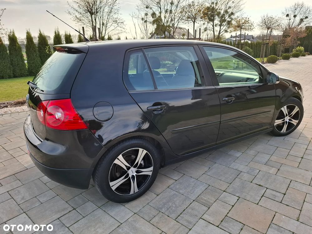 Volkswagen Golf 1.6 Sportline - 21