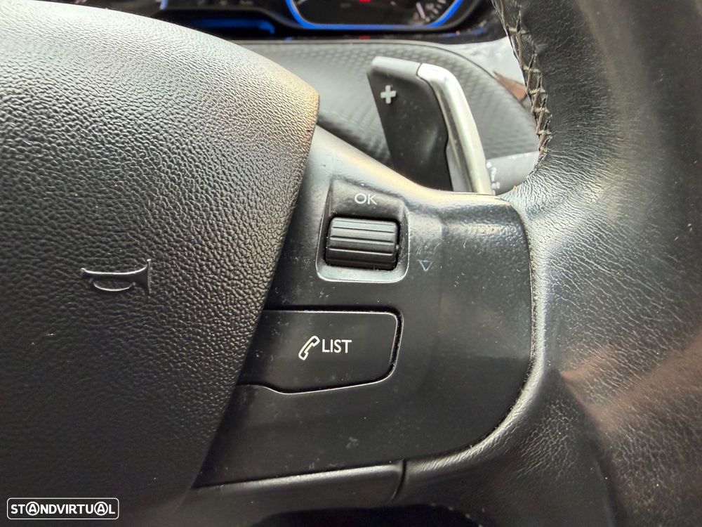 Peugeot 2008 1.6 e-HDi Allure 2-Tronic - 27