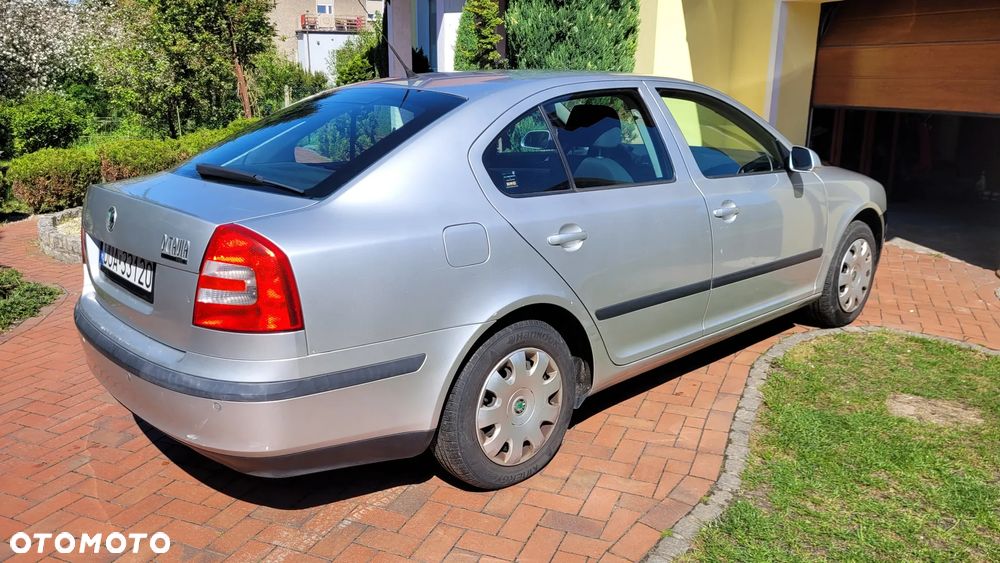 Skoda Octavia 1.6 FSI Elegance - 6