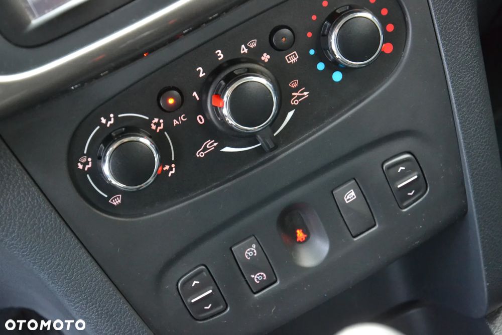 Dacia Sandero Stepway TCe 90 (S&S) Prestige - 21