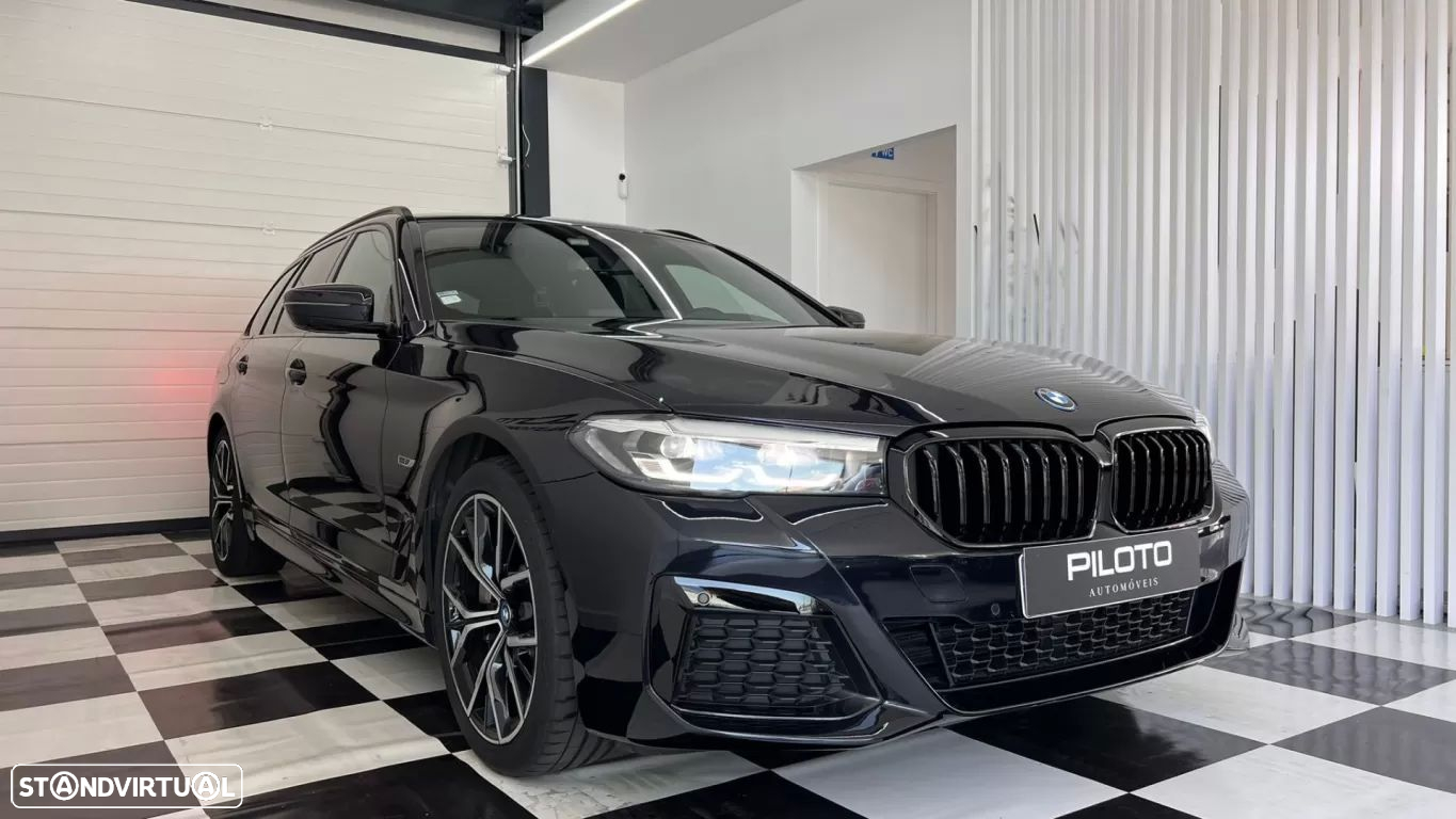 BMW 530 e Pack Desportivo M - 5
