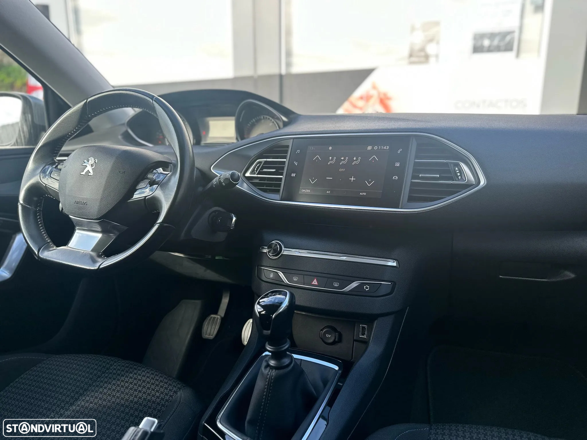 Peugeot 308 1.5 BlueHDi Allure Pack - 20