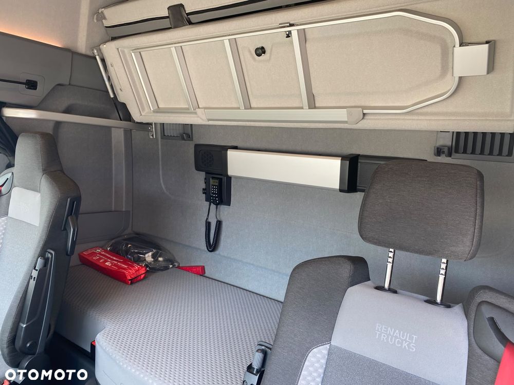 Renault T520 EVO 2025 (LIFT) HIGH CAB (STANDARD) - 32